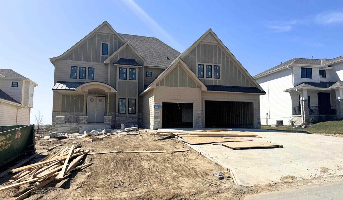 4522 S 220th Street, Elkhorn NE 68022