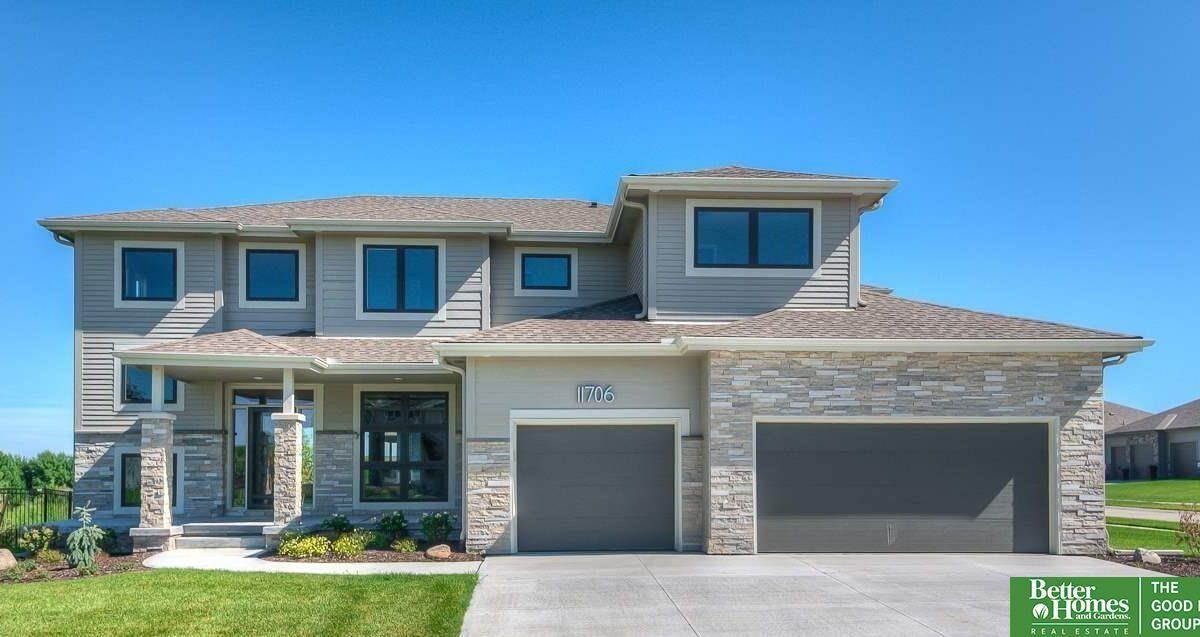9920 Laramie Street, Papillion NE 68046