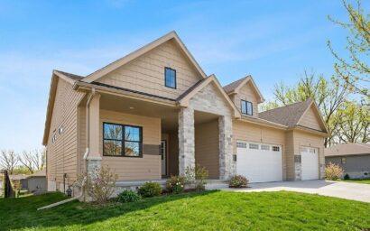 4315 S 219th Street, Elkhorn NE 68022