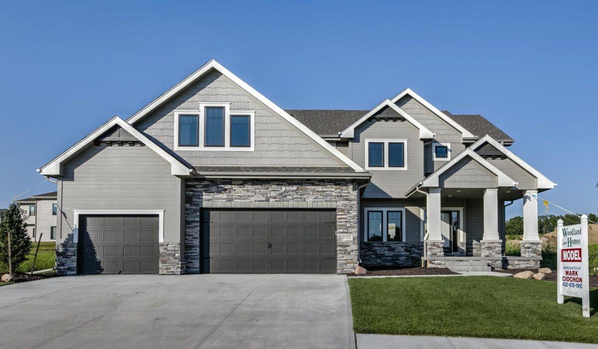 11720 Caspian Drive, Papillion NE 68046