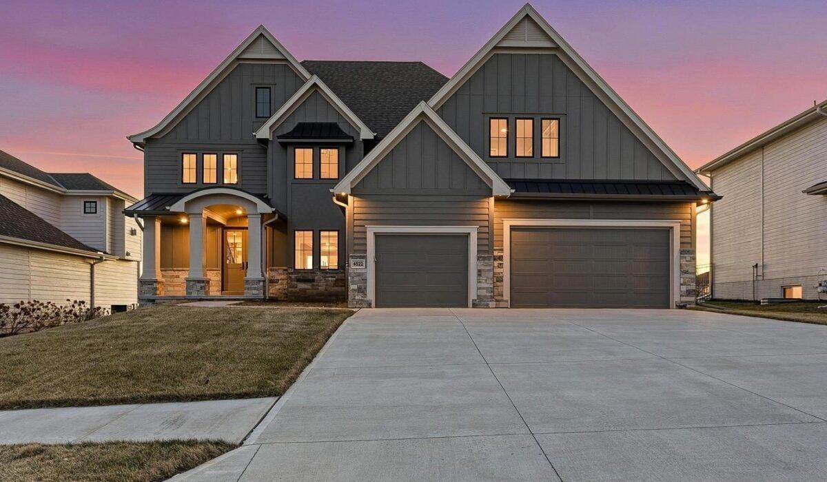 4222 S 218th Avenue, Elkhorn NE 68022